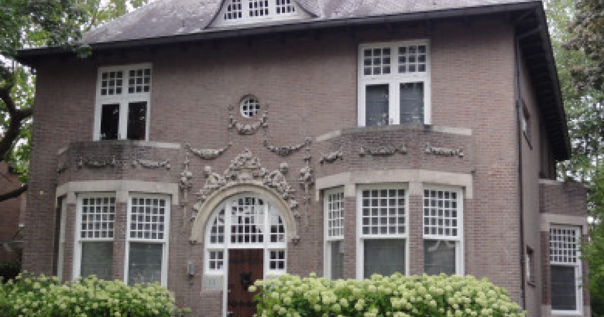 van der Does de Willeboissingel 13, 's-Hertogenbosch | Monumenten.nl