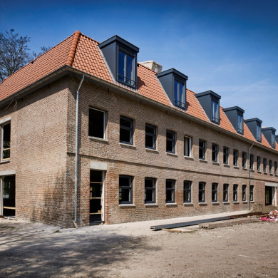 De Kastanjefabriek voor de restauratie