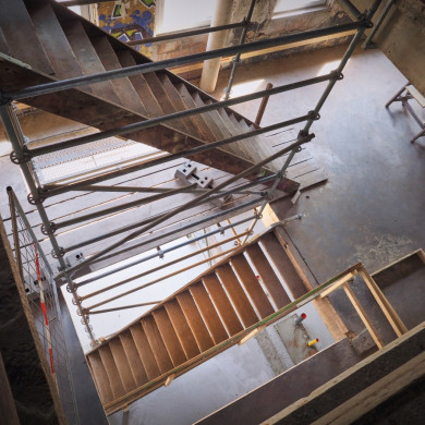 De Kastanjefabriek voor de restauratie