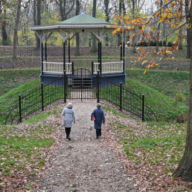 Muziektent op de Stadswallen te Zaltbommel