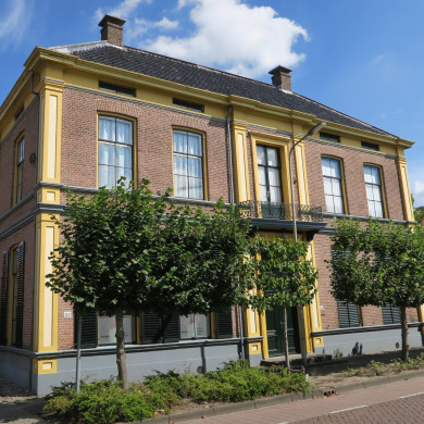 Rijksmonument aan de Grotestraat 120 -122, Spanjaardshuis