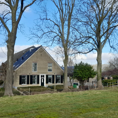 Gemeentelijk monument aan de Voordijk 332 in Barendrecht