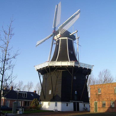 Korenmolen Kievit te Grijpskerk Wikimedia Commons - Handscarf
