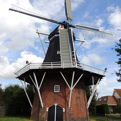 Rijksmonumentale molen Aeolus ui Oldehoeve Wikimedia Commons - Baykedevries