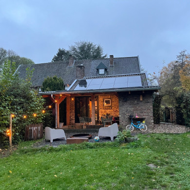 Vakwerkhuis overkapping in de herfst