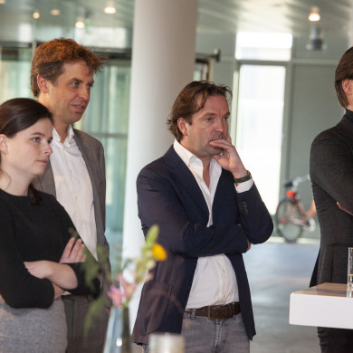 Rijksdienst voor het Cultureel Erfgoed: Steen, Monique van der