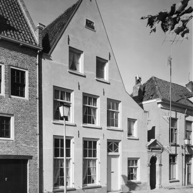 Rijksdienst voor het Cultureel Erfgoed: Wal, A.J. van der