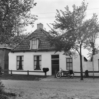 Rijksdienst voor het Cultureel Erfgoed: Berg, H.M. van den