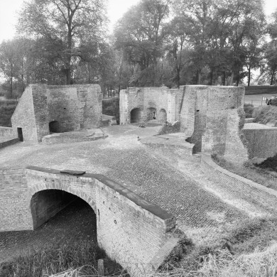Rijksdienst voor het Cultureel Erfgoed: Dukker, G.J.