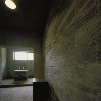 Rijksdienst voor het Cultureel Erfgoed: Heuvel, Thea van den