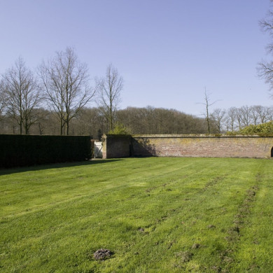 Rijksdienst voor het Cultureel Erfgoed: Roderburg, K. (Kris)-Technau, Sergé