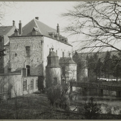 Rijksdienst voor het Cultureel Erfgoed: Nispen tot Sevenaer, E.O.M. van