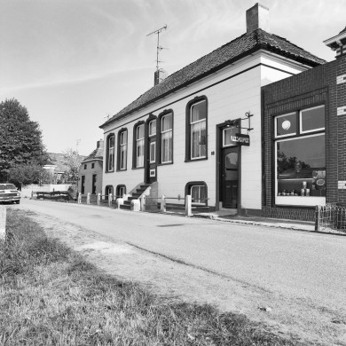 Rijksdienst voor het Cultureel Erfgoed: Wal, A.J. van der