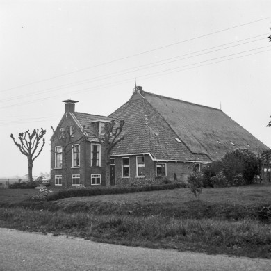 Rijksdienst voor het Cultureel Erfgoed: Berg, H.M. van den
