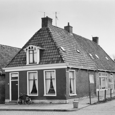 Rijksdienst voor het Cultureel Erfgoed: Wal, A.J. van der