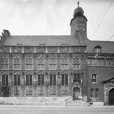 Rijksdienst voor het Cultureel Erfgoed: Galen, P. (Paul) van