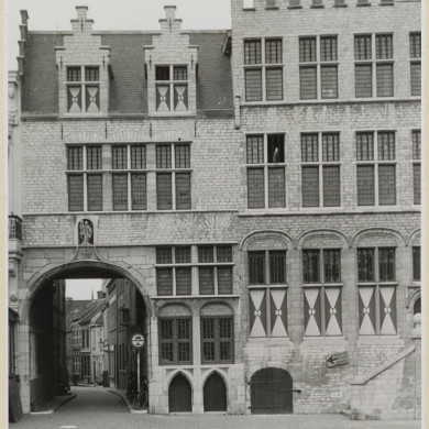 Rijksdienst voor het Cultureel Erfgoed: Besouw, J. van