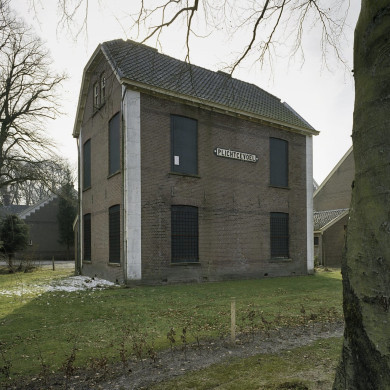 Rijksdienst voor het Cultureel Erfgoed: Roderburg, K. (Kris)