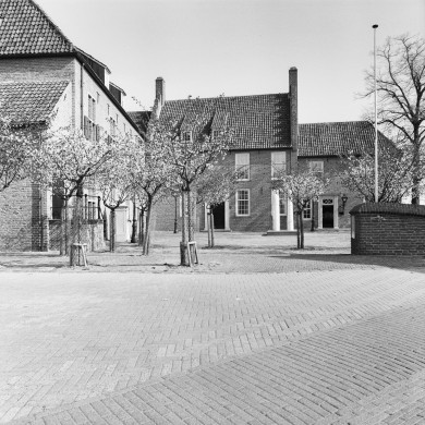 Rijksdienst voor het Cultureel Erfgoed: Galen, P. (Paul) van