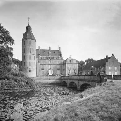 Rijksdienst voor het Cultureel Erfgoed: Wal, A.J. van der