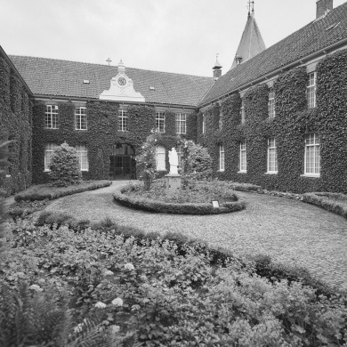 Rijksdienst voor het Cultureel Erfgoed: Tangel, L.M.