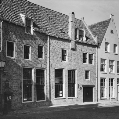 Rijksdienst voor het Cultureel Erfgoed: Wal, A.J. van der