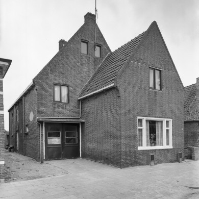 Rijksdienst voor het Cultureel Erfgoed: Wal, A.J. van der