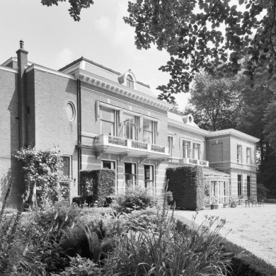 Rijksdienst voor het Cultureel Erfgoed: Wal, A.J. van der