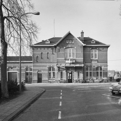 Rijksdienst voor het Cultureel Erfgoed: Wal, A.J. van der