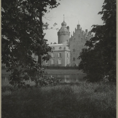 Rijksdienst voor het Cultureel Erfgoed: Nispen tot Sevenaer, E.O.M. van