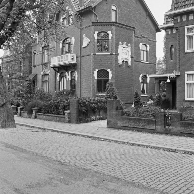 Rijksdienst voor het Cultureel Erfgoed: Tangel, L.M.