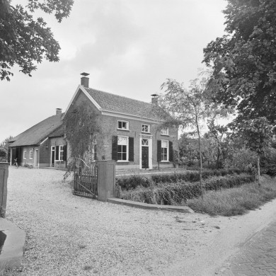 Rijksdienst voor het Cultureel Erfgoed: Wal, A.J. van der