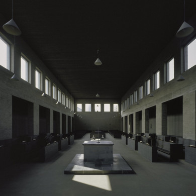 Rijksdienst voor het Cultureel Erfgoed: Heuvel, Thea van den