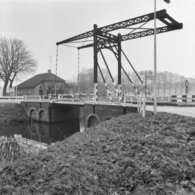 Rijksdienst voor het Cultureel Erfgoed: Wal, A.J. van der