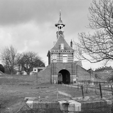 Rijksdienst voor het Cultureel Erfgoed: Tangel, L.M.