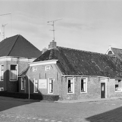 Rijksdienst voor het Cultureel Erfgoed: Wal, A.J. van der