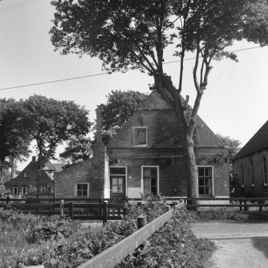 Rijksdienst voor het Cultureel Erfgoed: Berg, H.M. van den