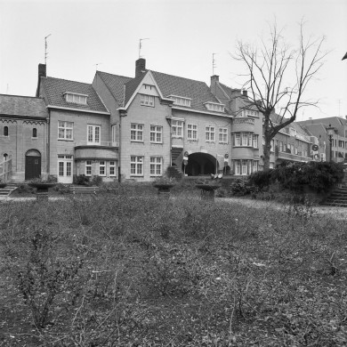 Rijksdienst voor het Cultureel Erfgoed: Galen, P. (Paul) van