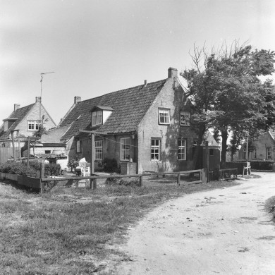 Rijksdienst voor het Cultureel Erfgoed: Berg, H.M. van den