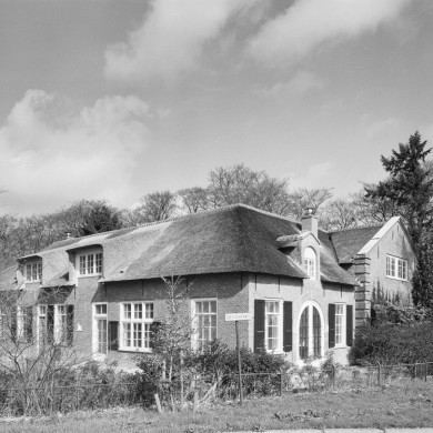 Rijksdienst voor het Cultureel Erfgoed: Wal, A.J. van der