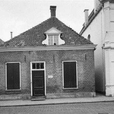 Rijksdienst voor het Cultureel Erfgoed: Wal, A.J. van der