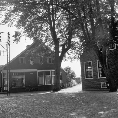 Rijksdienst voor het Cultureel Erfgoed: Berg, H.M. van den