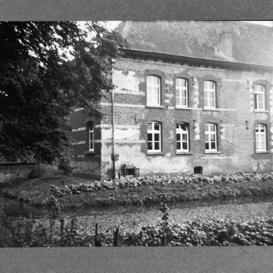 Rijksdienst voor het Cultureel Erfgoed: Nispen tot Sevenaer, E.O.M. van