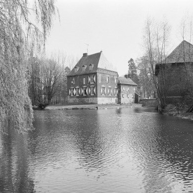 Rijksdienst voor het Cultureel Erfgoed: Tangel, L.M.