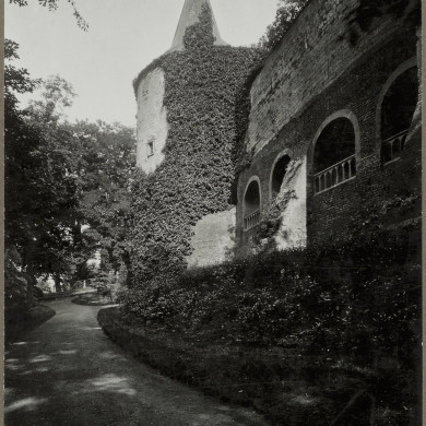 Rijksdienst voor het Cultureel Erfgoed: Nispen tot Sevenaer, E.O.M. van