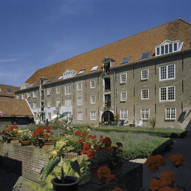 Rijksdienst voor het Cultureel Erfgoed: Dukker, G.J.