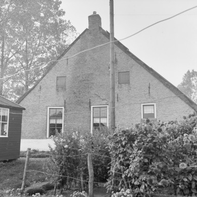 Rijksdienst voor het Cultureel Erfgoed: Berg, H.M. van den