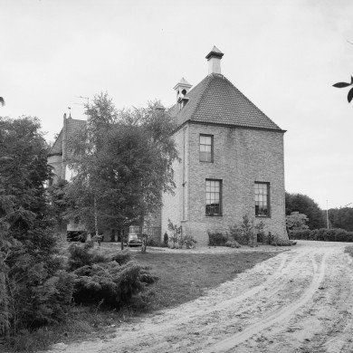 Rijksdienst voor het Cultureel Erfgoed: Tangel, L.M.
