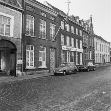 Rijksdienst voor het Cultureel Erfgoed: Galen, P. (Paul) van