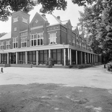 Rijksdienst voor het Cultureel Erfgoed: Wal, A.J. van der